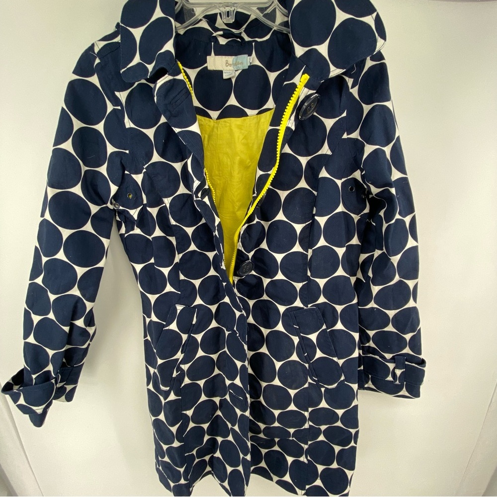 Boden Rainy Day Mac Sz 2 Navy White Yellow Polka Dot Jacket - Picture 2 of 12